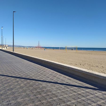Habitacion En La Playa Valencia Exteriör bild